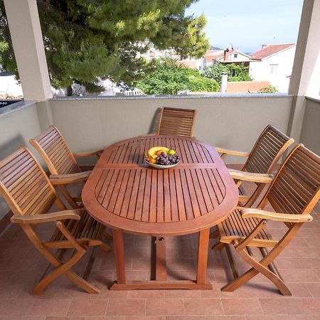 Villa Dalmatia Apartments Бол Екстер'єр фото