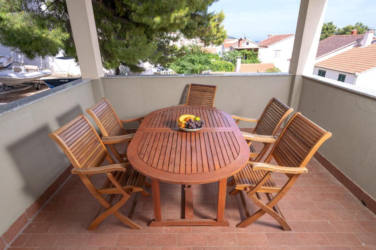 Villa Dalmatia Apartments Бол Екстер'єр фото
