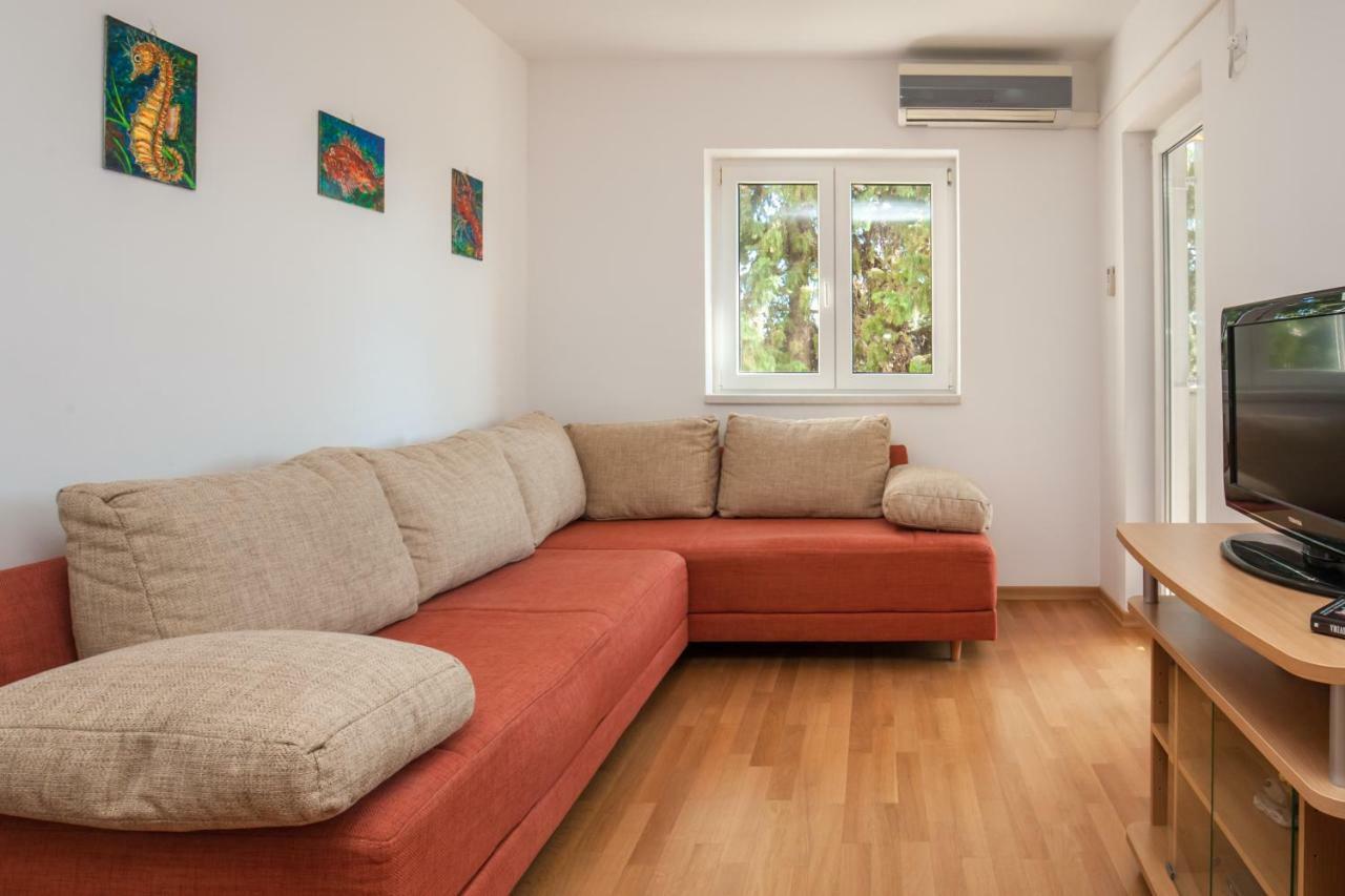 Villa Dalmatia Apartments Бол Екстер'єр фото