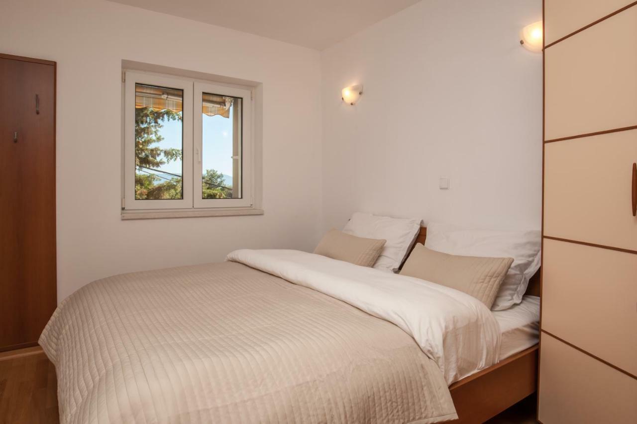 Villa Dalmatia Apartments Бол Екстер'єр фото